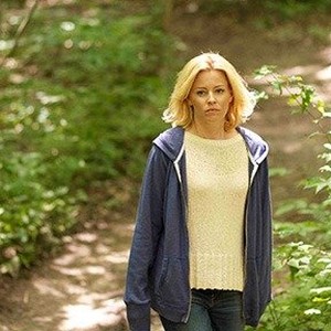 Elizabeth Banks as Diane Doyle in "Little Accidents." photo 3