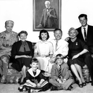 ANDY HARDY COMES HOME, Sara Haden, Fay Holden, Patricia Breslin, Mickey Rooney, Cecilia Parker, Johnny Weissmuller Jr., (front): Gina Gillespie, Teddy Rooney, 1958