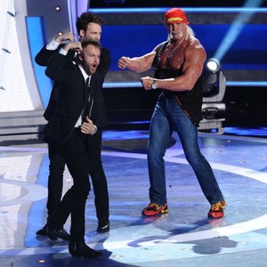 American Idol, Hulk Hogan (L), James Durbin (C), Paul McDonald (R), Season 10, 1/19/2011, ©FOX