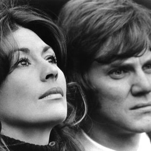 THE RAGING MOON, (aka LONG AGO, TOMORROW), Nanette Newman, Malcolm McDowell, 1971