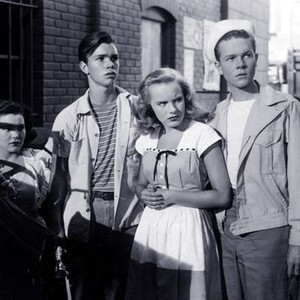 Desperadoes of Dodge City (1948) photo 1