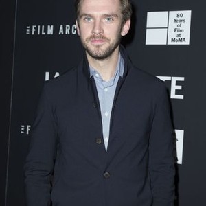 Dan Stevens at arrivals for Opening night of MoMA's Eighth Annual Contenders featuring The Film Arcade''s JAMES WHITE, Museum of Modern Art (MoMA), New York, NY November 10, 2015. Photo By: Lev Radin/Everett Collection