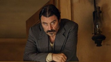 Deadwood season 1 online streaming