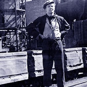 The Stars Look Down (1939) photo 7
