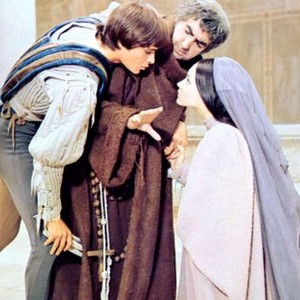 ROMEO AND JULIET, Leonard Whiting, Milo O'Shea, Olivia Hussey, 1968