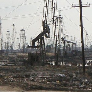Oil Crash (2006) photo 2