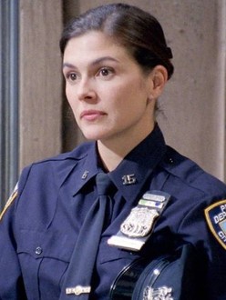 Sharon Lawrence NYPD douche bleue