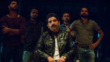 Sacred games season sales 1 full episode