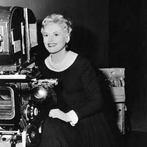 IT SHOULD HAPPEN TO YOU, Judy Holliday, on set, 1954