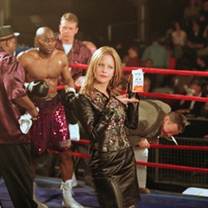 Center) Meg Ryan as Jackie, (back left) Charles S. Dutton as Felix and (back center left) Omar Epps as Luther in "Against the Ropes." photo 7