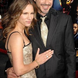 Robert Downey Jr., Susan Downey at arrivals for Premiere IRONMAN, Grauman's Chinese Theatre, Los Angeles, CA, April 30, 2008. Photo by: David Longendyke/Everett Collection