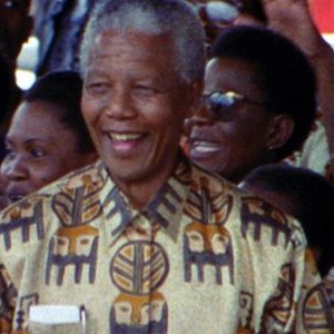 AMANDLA! A REVOLUTION IN FOUR PART HARMONY, Nelson Mandela at 1994 Election Celebration in Soweto, 2002 ©Artisan Entertainment/ Collecion
