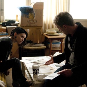 Rooney Mara as Lisbeth Salander and Daniel Craig as Mikael Blomkvist in "The Girl with the Dragon Tattoo." photo 2