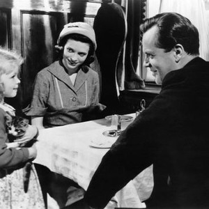 EIGHT O'CLOCK WALK, from left, Cheryl Molineaux, Cathy O'Donnell, Richard Attenborough, 1954