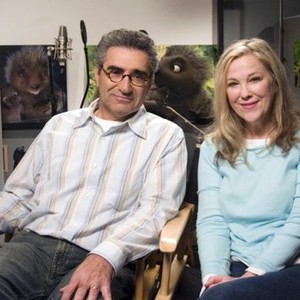 OVER THE HEDGE, Eugene Levy as the voice of Lou, Catherine O'Hara as the voice of Penny, 2006, ©DreamWorks