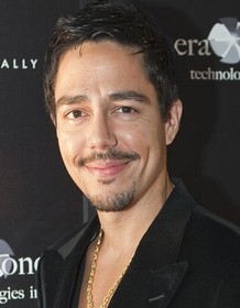 Zak Santiago