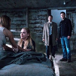 Supernatural, from left: Liane Balaban, Kathryn Newton, Misha Collins, Jensen Ackles, 'Angel Heart', Season 10, Ep. #20, 04/29/2015, ©KSITE