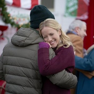 Time for Her to Come Home for Christmas Review: Finding a Newfound