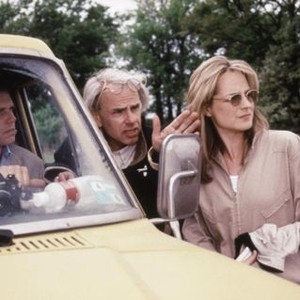 TWISTER, from left: Bill Paxton, director Jan de Bont, Helen Hunt on set, 1996, © Warner Brothers