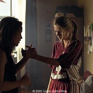Paula (PIPER PERABO) and Mary (MISCHA BARTON) become "blood sisters." photo 18