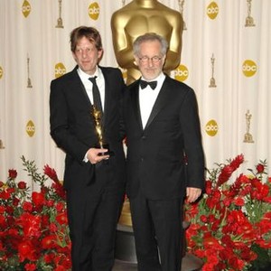 Producer Christian Colson, Best Picture for Slumdog Millionaire, Steven Spielberg in the press room for 81st Annual Academy Awards - PRESS ROOM, Kodak Theatre, Los Angeles, CA 2/22/2009. Photo By: Dee Cercone/Everett Collection