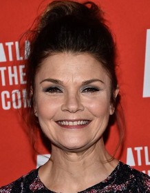 Kathryn Erbe