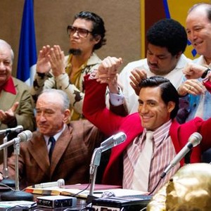 HANDS OF STONE, sitting, from left: Robert De Niro, Edgar Ramirez, top right: Ruben Blades, 2016. ph: Rico Torres/© The Weinstein Company