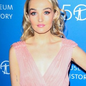 Chloe Fineman