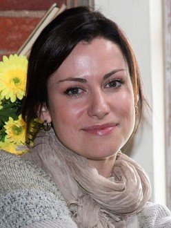 Oz külotlarini miltillovchi qizlarning porno kliplari