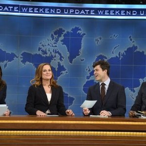 Saturday Night Live, Tina Fey (L), Amy Poehler (C), Michael Che (R), 10/11/1975, ©NBC