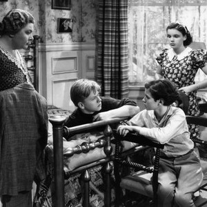 THOROUGHBREDS DON'T CRY, Sophie Tucker, Mickey Rooney, Ronald Sinclair, Judy Garland, 1937
