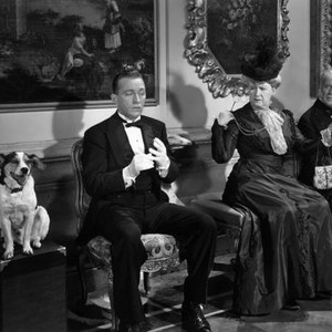 THE EMPEROR WALTZ, Bing Crosby, Lucille Watson, Harold Vermilyea, 1948