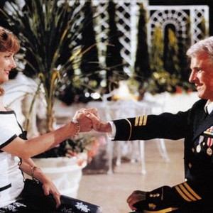 DIRTY ROTTON SCOUNDRELS, from left: Glenne Headly, Steve Martin, 1988, © Orion