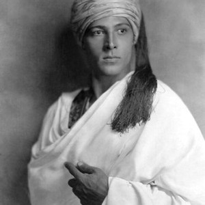 SHEIK, Rudolph Valentino, 1921, portrait