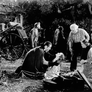 VANESSA: HER LOVE STORY, from left: Robert Montgomery, Helen Hayes, Lionel Belmore, Mary Gordon, 1935