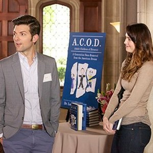 Adam Scott as Carter and Mary Elizabeth Winstead as Lauren in "A.C.O.D."