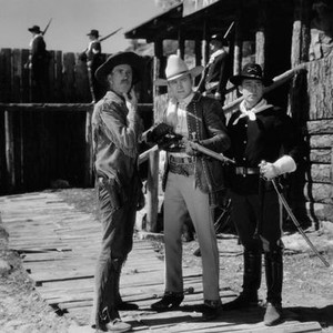 ROLL WAGONS ROLL, from left: Nelson McDowell, Tex Ritter, Kenne Duncan, 1940