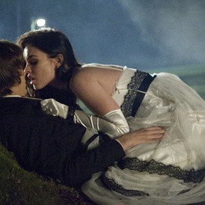 (L-R) Johnny Simmons as Chip and Megan Fox as Jennifer in "Jennifer's Body." photo 5