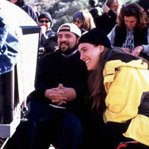 Kevin Smith and Jason Mewes on the set of JAY AND SILENT BOB STRIKE BACK. photo 4