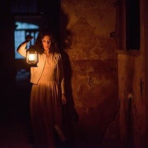 Phoebe Fox as Eve Parkins in "The Woman in Black 2: Angel of Death." photo 18