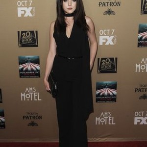 Elizabeth Gillies at arrivals for AMERICAN HORROR STORY: HOTEL Season Premiere, Regal Cinemas L.A. LIVE Stadium 14, Los Angeles, CA October 3, 2015. Photo By: Dee Cercone/Everett Collection