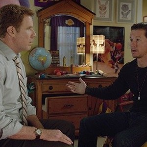 (L-R) Will Ferrell as Brad Whitaker and Mark Wahlberg as Dusty Mayron in "Daddy's Home."