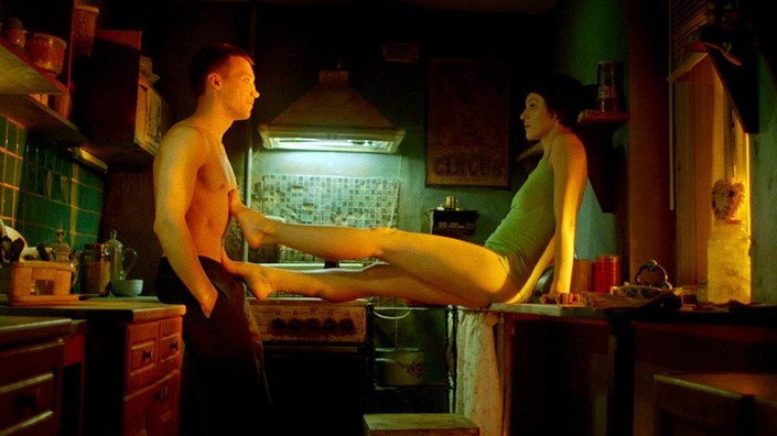 50 yoshli sargish bilan porno