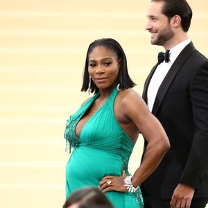 Serena Williams, Alexis Ohanian at arrivals for Rei Kawakubo & Comme des Garcons Costume Institute Gala - ARRIVALS 1, Metropolitan Museum of Art, New York, NY May 1, 2017. Photo By: John Nacion/Everett Collection