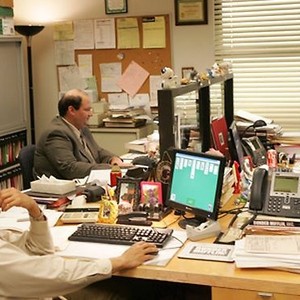 The Office, Oscar Nunez (L), Brian Baumgartner (C), Angela Kinsey (R), 03/24/2005, ©NBC