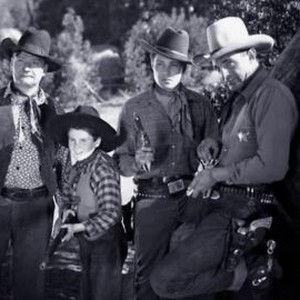 Hit the Saddle (1937) photo 10