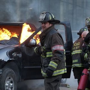 Chicago Fire, Taylor Kinney (L), Eamonn Walker (R), 'Category 5', Season 3, Ep. #22, 05/05/2015, ©NBC