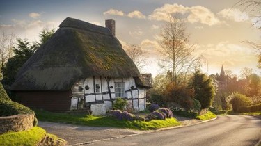 Netflix escape to the country shop