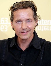 Thom Hoffman