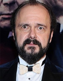 Arkadiusz Jakubik